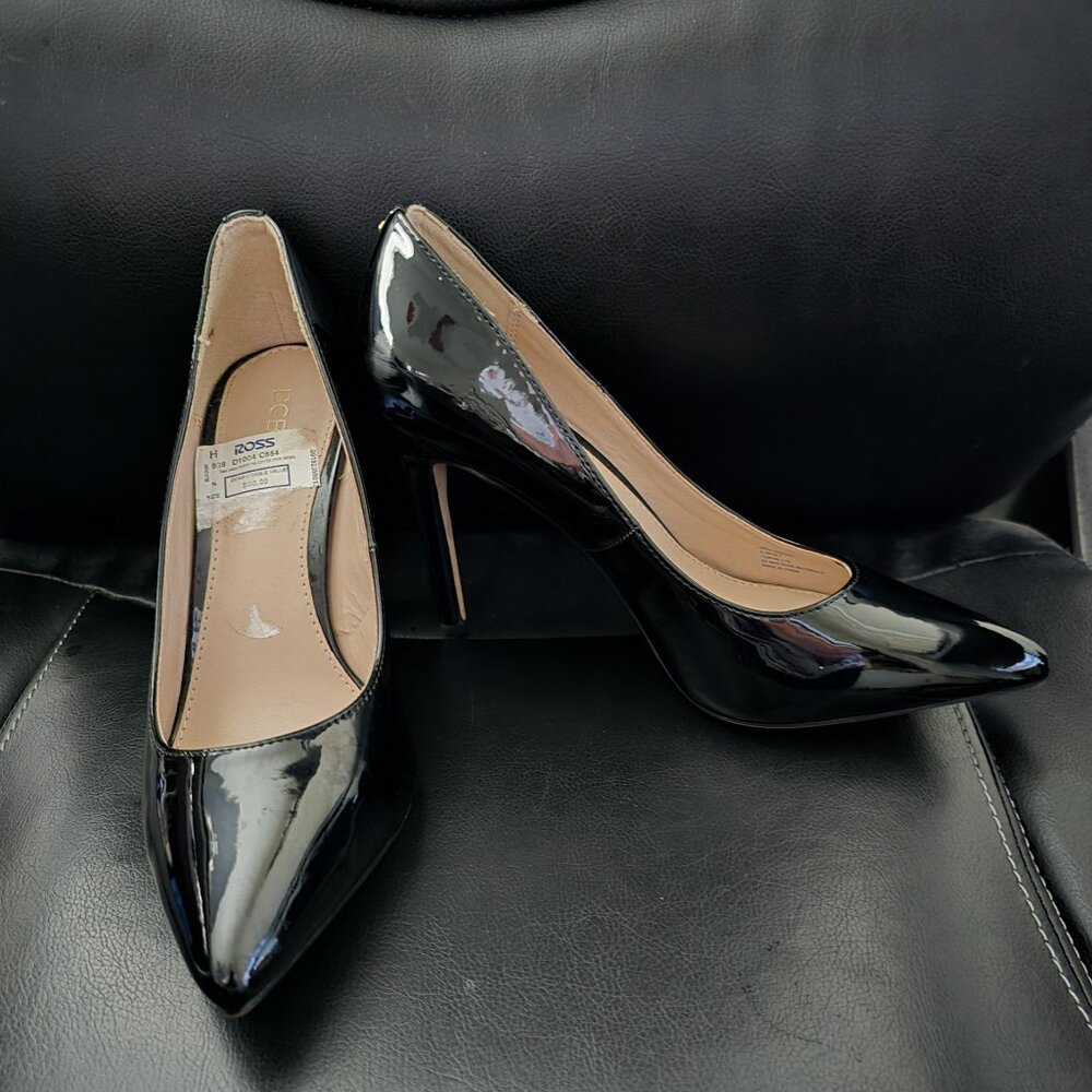 EUC: BCBGeneration Patent Pointed Toe Heels - Picture 6 of 6